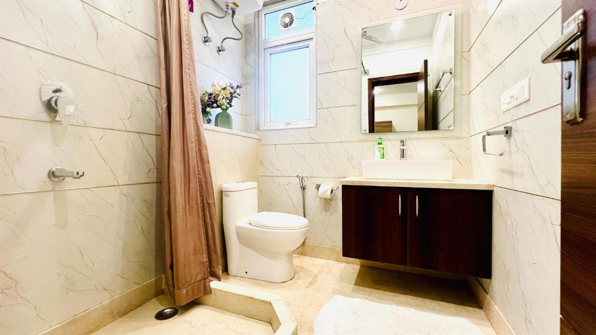 Bluo Studio2 Golf Course Road - Gym, Terrace Garden คูร์เคาน์ ภายนอก รูปภาพ